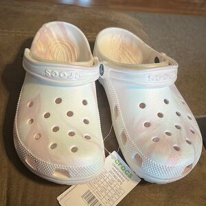 Classic iridescent marble crocs